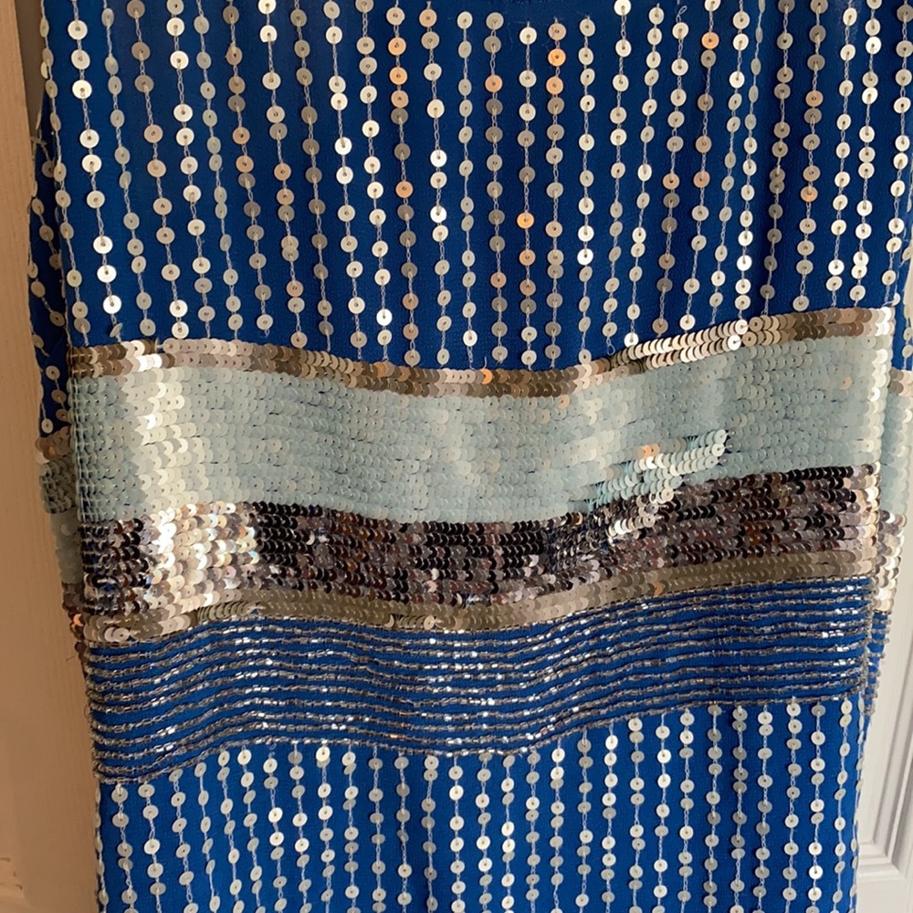 Blue sequin tank top (Hazel) - Picture 2 of 4